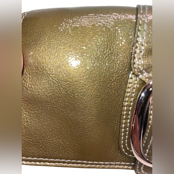 Coach - patent - wristlet - olive green- gorgeous!